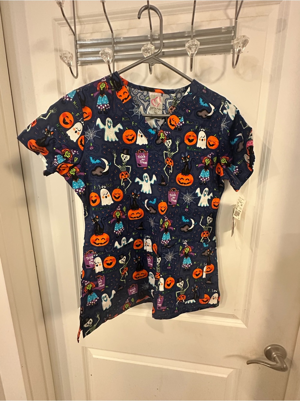 Halloween Print Scrub Top - Navy Pumpkin & Ghost Design